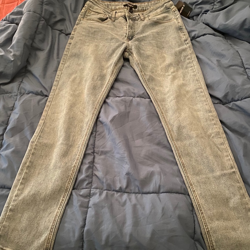 Forever 21 Men’s Slim Fit Denim Jeans Size 33